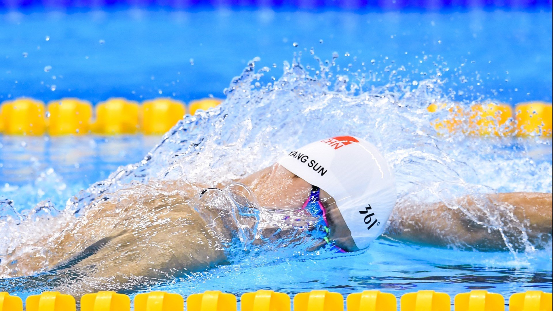 kaiyun登录入口-中国香港队赛制揭秘：如何在国际赛事中形成战术优势，香港队再添一枚金牌  第2张