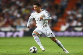 开云体育官方-“金牛区城北体育馆：运动舞蹈赛场上的舞者们挑战极限，谁能舞出最强节奏？”